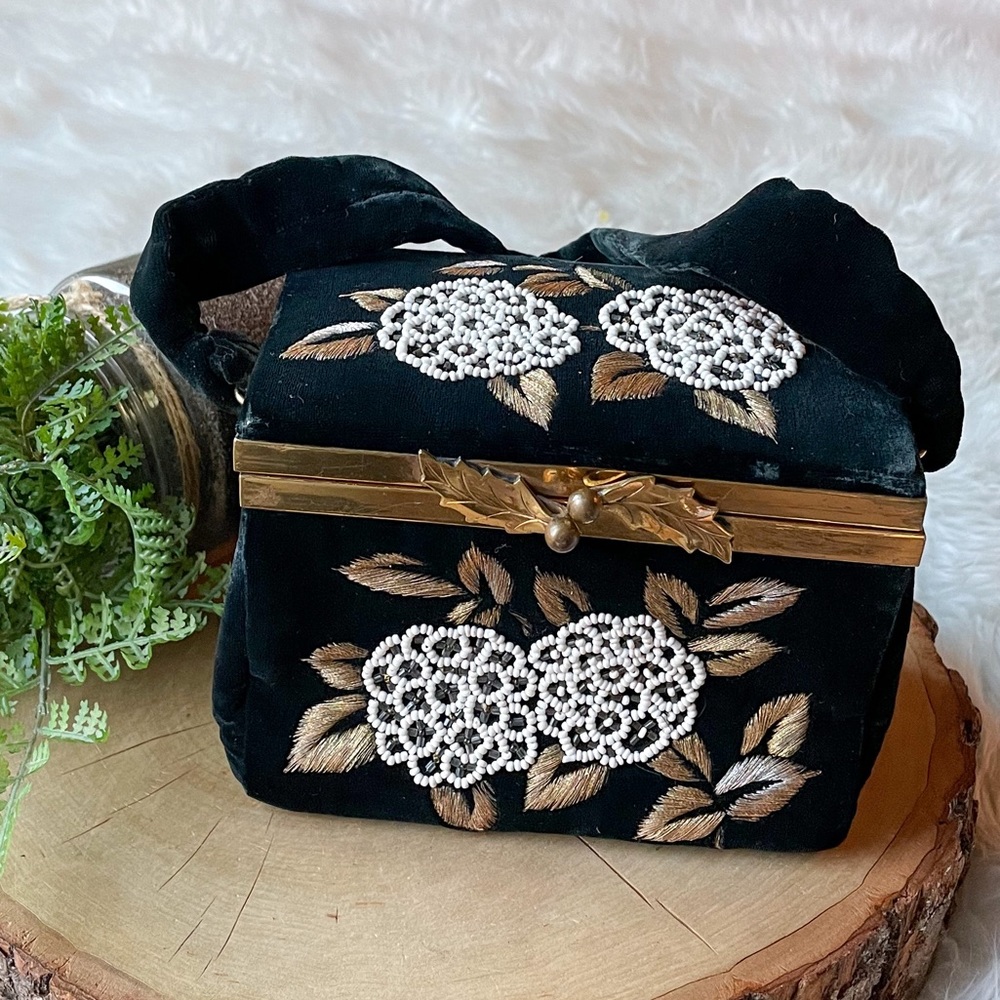 Vintage Fuji Bag Box Handmade Black Velvet Beaded